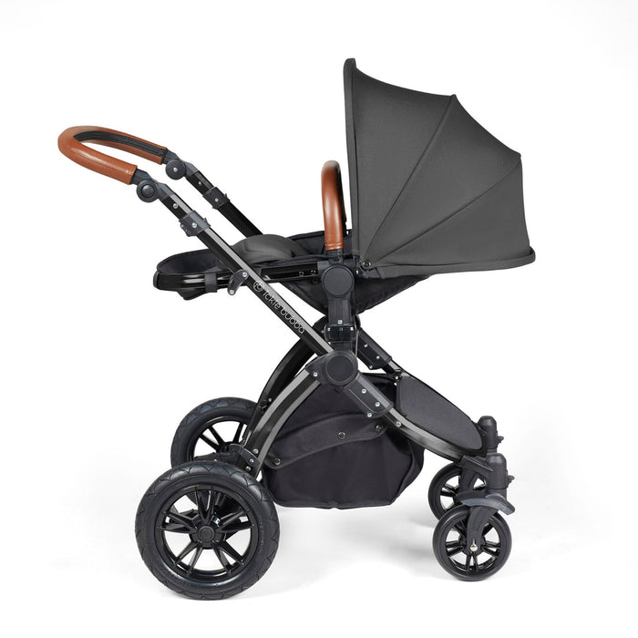 Ickle Bubba Stomp Luxe i-Size Travel System with Stratus Car Seat & Base - Charcoal Grey Black - Delivery Early March WITH FREE BUBBA & ME