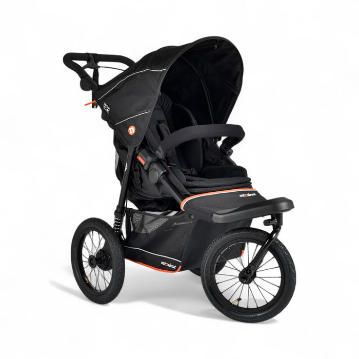 Out n About Nipper V6 Plus Newborn Bundle Summit Black -Early January 2026