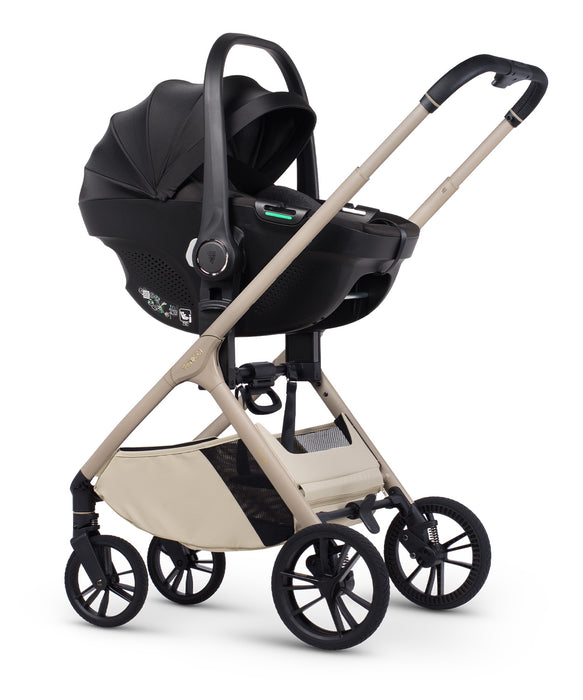 Venicci Tila - Luxury bundle with Tiago Car Seat & Base Black - Sabbia - Delivery Early August