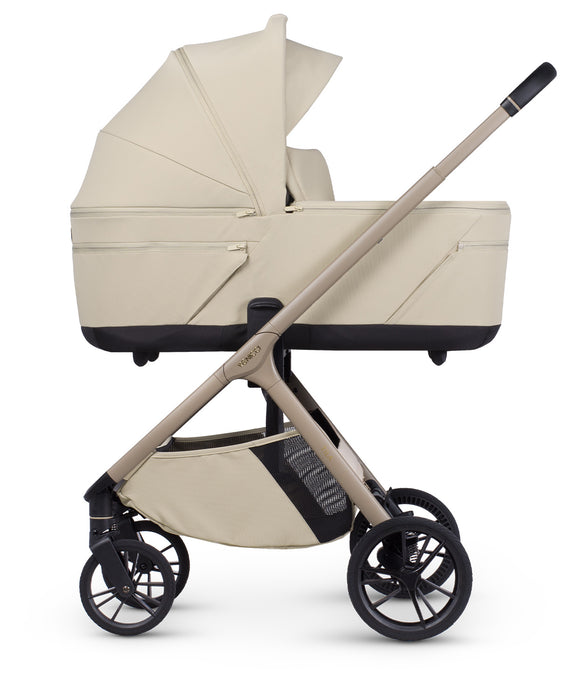 Venicci Tila - Luxury bundle with Tiago Car Seat & Base Black - Sabbia - Delivery Early August