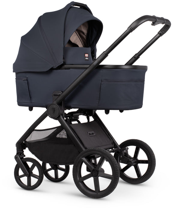 Venicci Upline 3 Hunter Navy - Essential Bundle - Delivery Late September