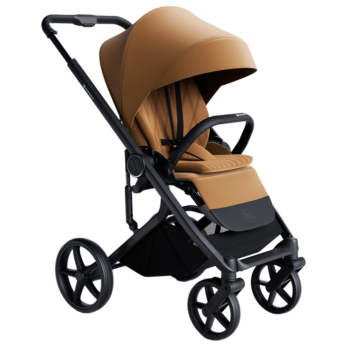 Avionaut Sirius Travel System in Caramel with Pixel Pro and Orbit Base