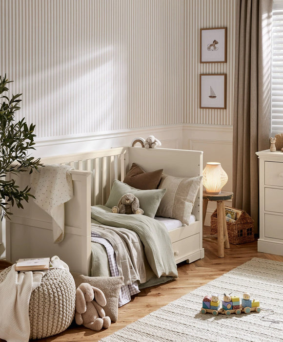 Mamas & Papas Oxford Cot Bed in Cashmere