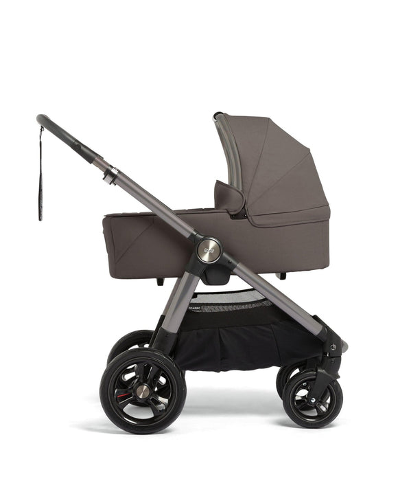 Mamas & Papas Ocarro Pushchair Complete Kit - Phantom with Cloud T and T Swivel Base - Mid December Delivery
